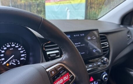 Hyundai Solaris II рестайлинг, 2022 год, 1 550 000 рублей, 29 фотография