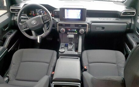 Toyota Tacoma, 2025 год, 6 200 000 рублей, 9 фотография