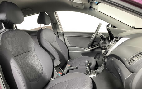 Hyundai Solaris II рестайлинг, 2012 год, 725 000 рублей, 8 фотография