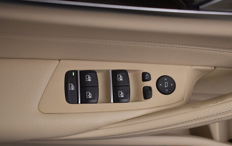 BMW 5 серия, 2018 год, 3 200 000 рублей, 34 фотография