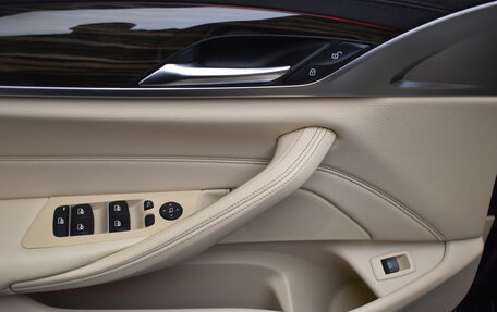 BMW 5 серия, 2018 год, 3 200 000 рублей, 33 фотография