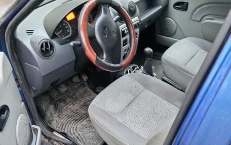 Renault Logan I, 2005 год, 100 000 рублей, 1 фотография