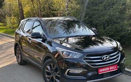 Hyundai Santa Fe III рестайлинг, 2017 год, 2 650 000 рублей, 1 фотография