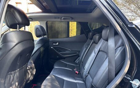 Hyundai Santa Fe III рестайлинг, 2017 год, 2 650 000 рублей, 20 фотография