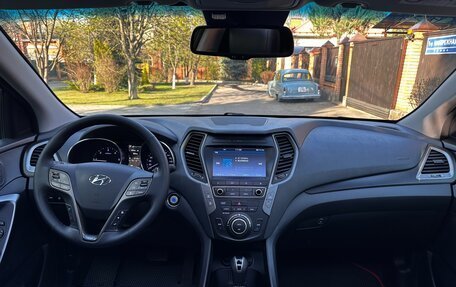 Hyundai Santa Fe III рестайлинг, 2017 год, 2 650 000 рублей, 21 фотография