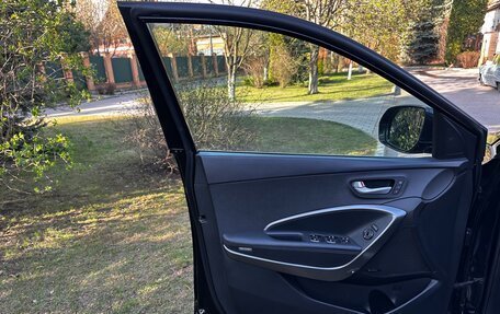 Hyundai Santa Fe III рестайлинг, 2017 год, 2 650 000 рублей, 26 фотография