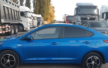 Hyundai Solaris II рестайлинг, 2017 год, 1 248 000 рублей, 4 фотография