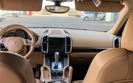 Porsche Cayenne III, 2010 год, 1 990 000 рублей, 15 фотография