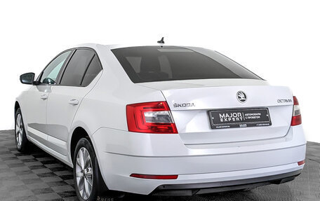 Skoda Octavia, 2018 год, 1 585 000 рублей, 7 фотография