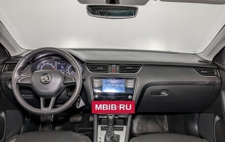 Skoda Octavia, 2018 год, 1 585 000 рублей, 14 фотография