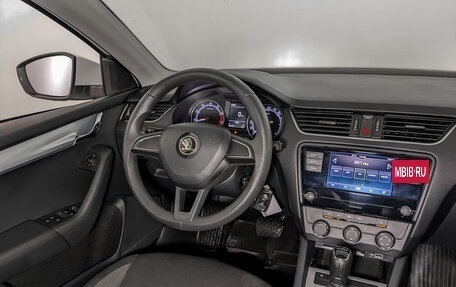 Skoda Octavia, 2018 год, 1 585 000 рублей, 27 фотография