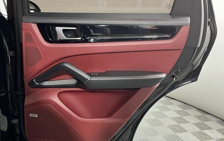 Porsche Cayenne III, 2019 год, 7 553 325 рублей, 32 фотография