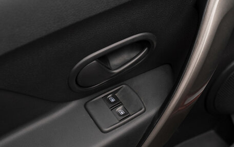 Renault Sandero II рестайлинг, 2019 год, 1 220 000 рублей, 17 фотография