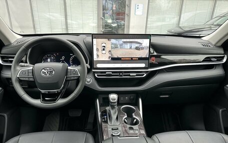 Toyota Highlander, 2025 год, 6 490 000 рублей, 8 фотография