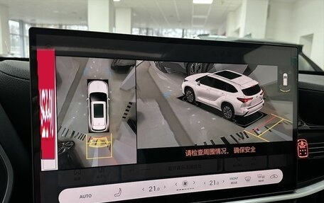 Toyota Highlander, 2025 год, 6 490 000 рублей, 13 фотография