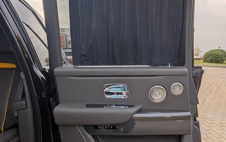 Rolls-Royce Cullinan, 2021 год, 43 000 000 рублей, 11 фотография