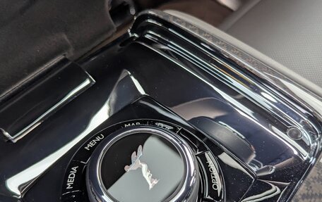 Rolls-Royce Cullinan, 2021 год, 43 000 000 рублей, 14 фотография