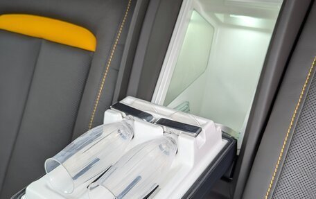 Rolls-Royce Cullinan, 2021 год, 43 000 000 рублей, 17 фотография