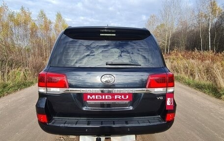 Toyota Land Cruiser 200, 2015 год, 5 250 000 рублей, 6 фотография