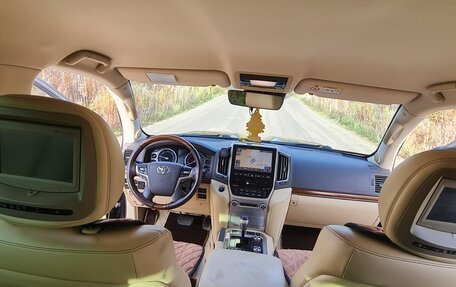 Toyota Land Cruiser 200, 2015 год, 5 250 000 рублей, 18 фотография