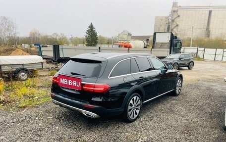 Mercedes-Benz E-Класс, 2017 год, 2 540 000 рублей, 4 фотография