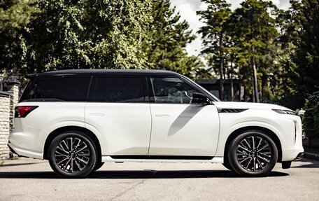 Infiniti QX80, 2024 год, 18 745 000 рублей, 3 фотография
