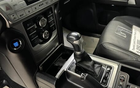 Toyota Land Cruiser Prado 150 рестайлинг 2, 2017 год, 5 500 000 рублей, 8 фотография