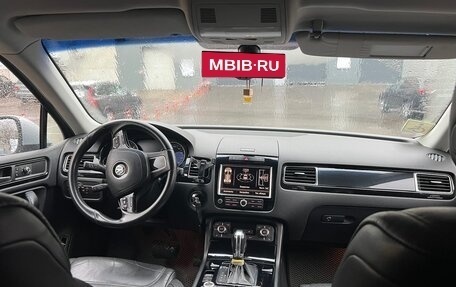 Volkswagen Touareg III, 2012 год, 2 200 000 рублей, 12 фотография