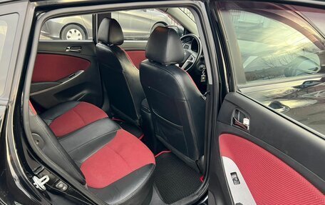 Hyundai Solaris II рестайлинг, 2011 год, 899 000 рублей, 13 фотография