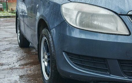 Skoda Fabia II, 2010 год, 420 000 рублей, 3 фотография