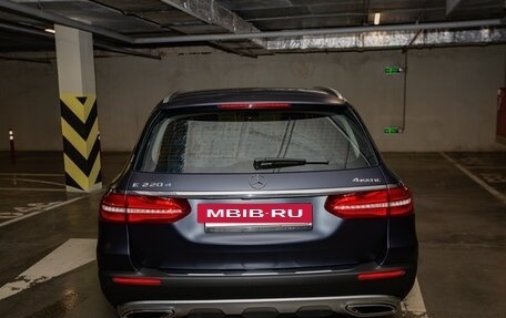 Mercedes-Benz E-Класс, 2018 год, 3 525 000 рублей, 8 фотография