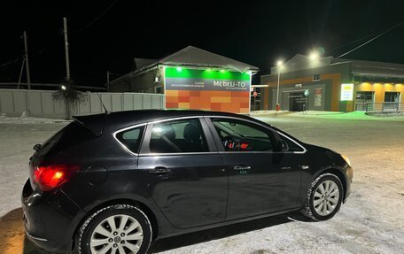 Opel Astra J, 2012 год, 610 000 рублей, 3 фотография