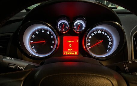 Opel Astra J, 2012 год, 610 000 рублей, 9 фотография