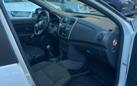 Renault Logan II, 2020 год, 1 000 000 рублей, 6 фотография