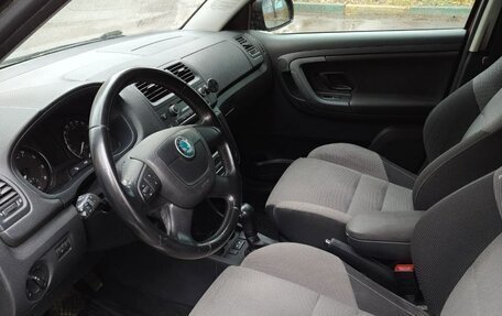 Skoda Fabia II, 2010 год, 700 000 рублей, 5 фотография