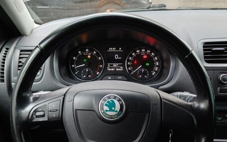 Skoda Fabia II, 2010 год, 700 000 рублей, 15 фотография