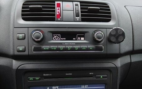 Skoda Fabia II, 2010 год, 700 000 рублей, 14 фотография