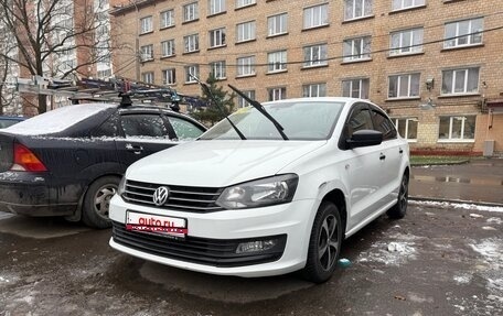 Volkswagen Polo VI (EU Market), 2019 год, 880 000 рублей, 1 фотография
