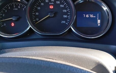 Renault Logan II, 2014 год, 628 000 рублей, 6 фотография