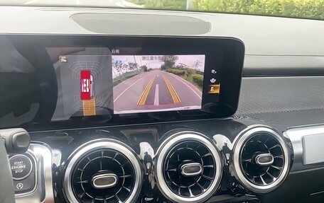 Mercedes-Benz GLB, 2022 год, 2 399 000 рублей, 15 фотография