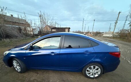 Hyundai Solaris II рестайлинг, 2012 год, 975 000 рублей, 4 фотография