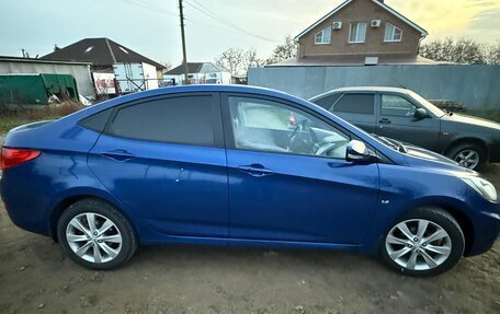 Hyundai Solaris II рестайлинг, 2012 год, 975 000 рублей, 6 фотография