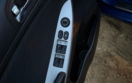 Hyundai Solaris II рестайлинг, 2012 год, 975 000 рублей, 17 фотография