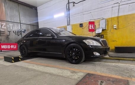 Mercedes-Benz S-Класс, 2007 год, 1 350 000 рублей, 4 фотография