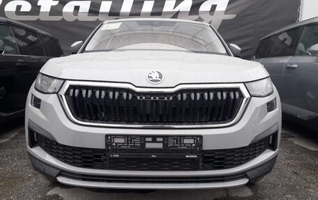 Skoda Kodiaq I, 2025 год, 4 770 000 рублей, 10 фотография