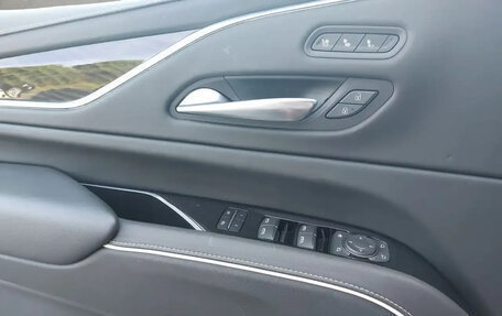 Cadillac Escalade V, 2024 год, 20 578 800 рублей, 8 фотография