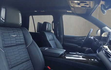 Cadillac Escalade V, 2024 год, 20 578 800 рублей, 13 фотография