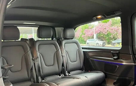 Mercedes-Benz V-Класс, 2024 год, 9 965 000 рублей, 3 фотография