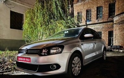 Volkswagen Polo VI (EU Market), 2014 год, 750 000 рублей, 1 фотография
