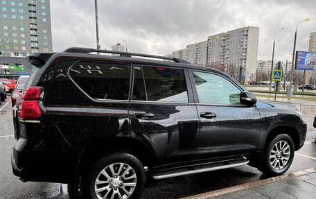 Toyota Land Cruiser Prado 150 рестайлинг 2, 2019 год, 5 550 000 рублей, 2 фотография